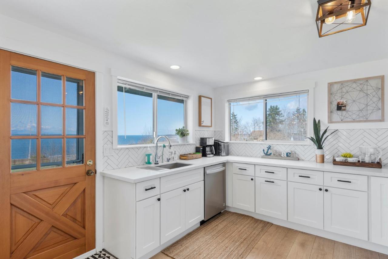 コープビル @ Marbella Lane - Waterfront 2Br Whidbey Islandヴィラ エクステリア 写真