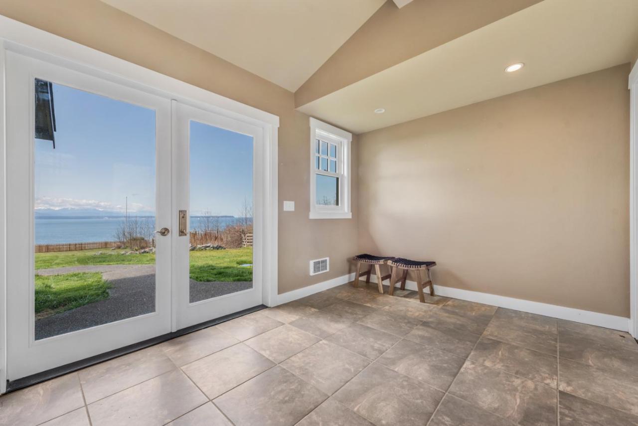 コープビル @ Marbella Lane - Waterfront 2Br Whidbey Islandヴィラ エクステリア 写真
