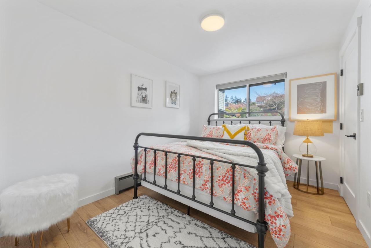 コープビル @ Marbella Lane - Waterfront 2Br Whidbey Islandヴィラ エクステリア 写真