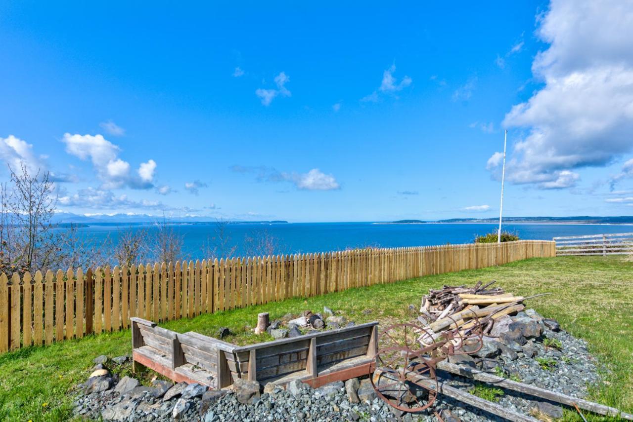 コープビル @ Marbella Lane - Waterfront 2Br Whidbey Islandヴィラ エクステリア 写真